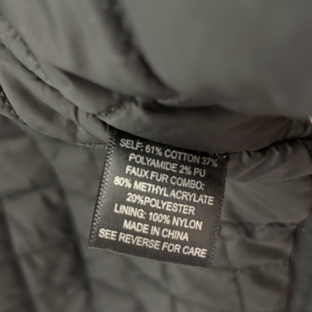 Barneys New York Women’s XS Black Winter Parka Coat Faux Fur Hood Quilted Zip - Picture 14 of 16